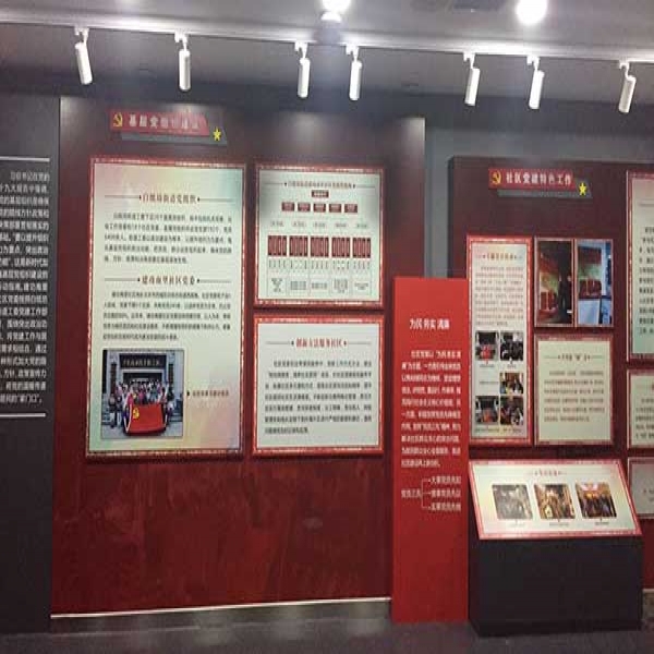 文化墙设计如何利用色彩对比增强视觉效果